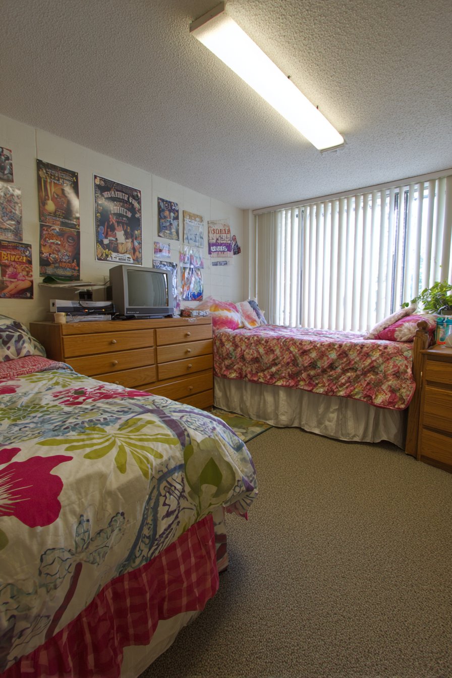 Shared Sibling Space with Individual Territories