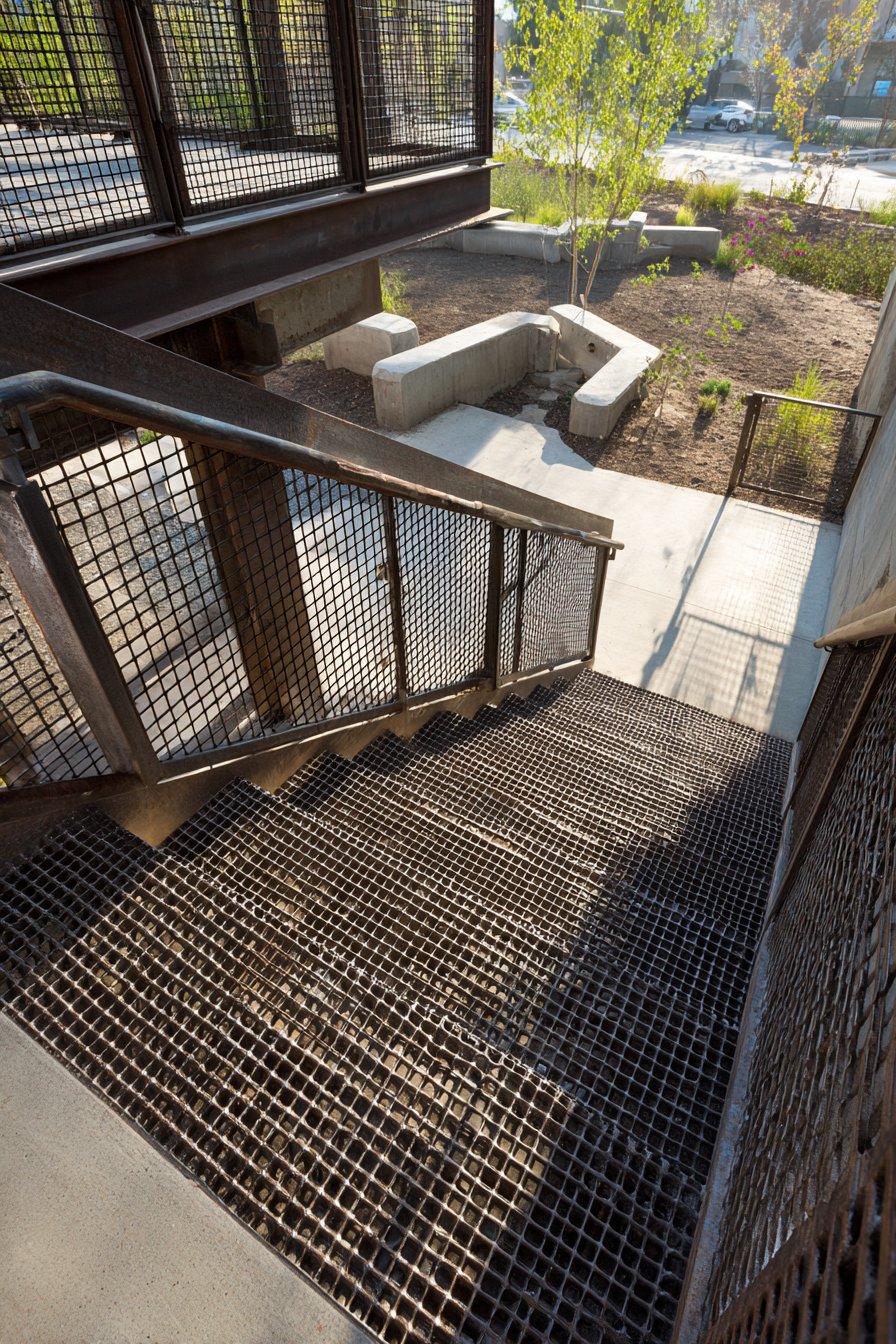 Industrial Metal Grating for Steep Slopes