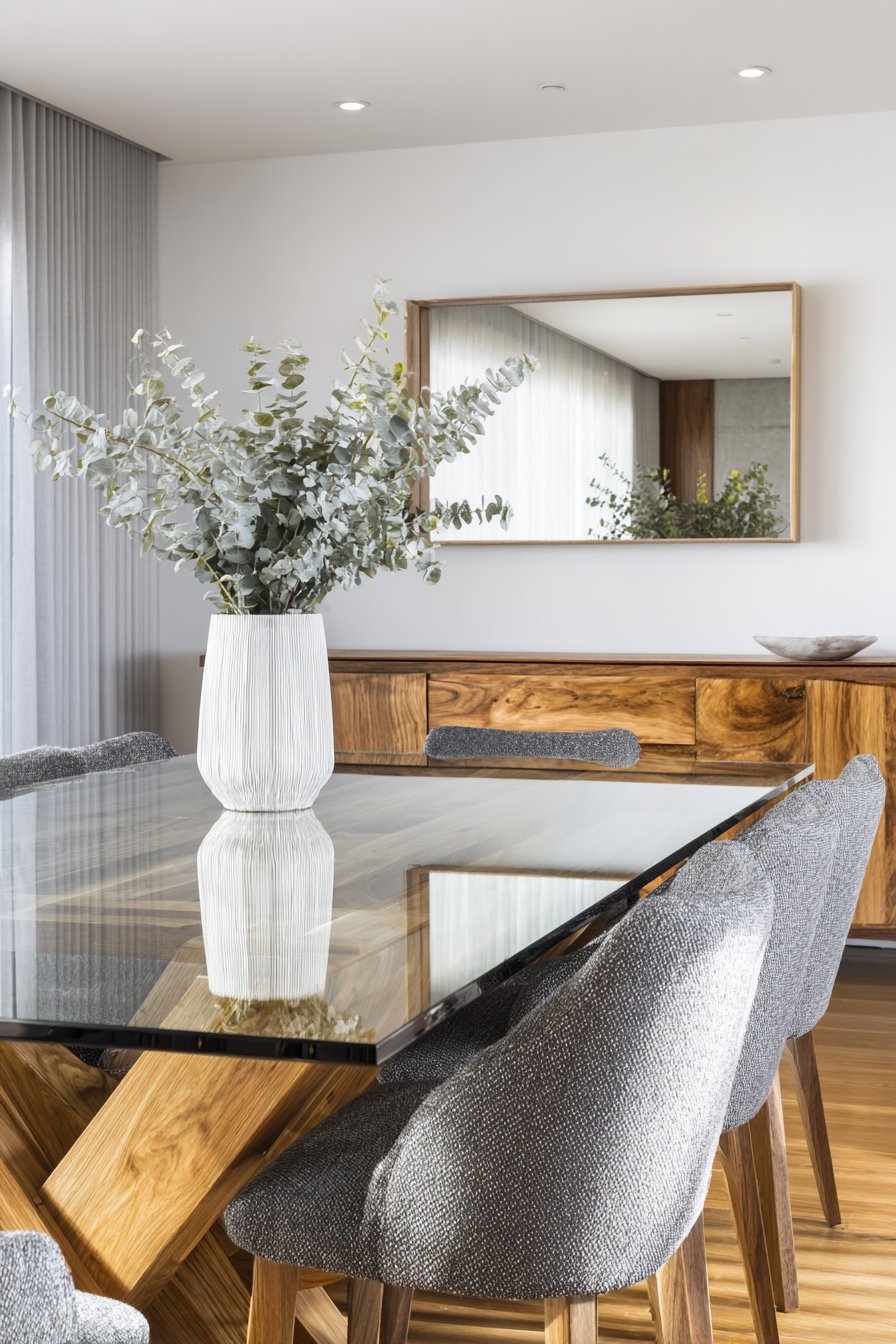 Glass-Top Geometric Refinement