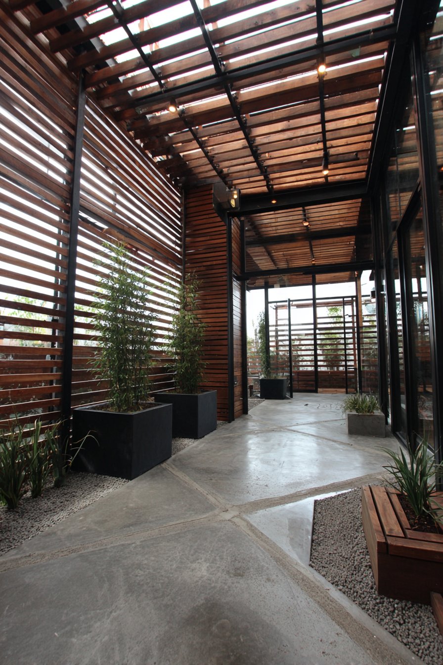 Asian Fusion with Teak Wood Screening