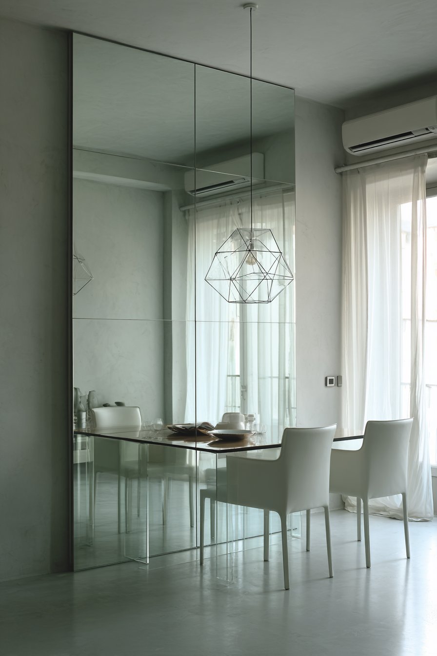 Seamless Minimalist Installation