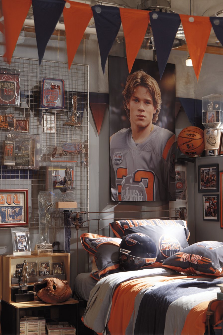  Organized Collections with Built-In Storage