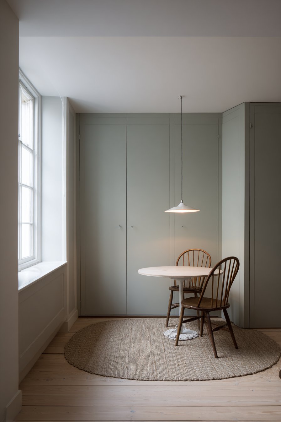 Drop-Leaf White Pine Flexibility