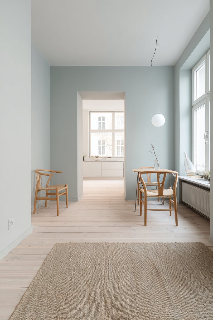 Drop-Leaf White Pine Flexibility