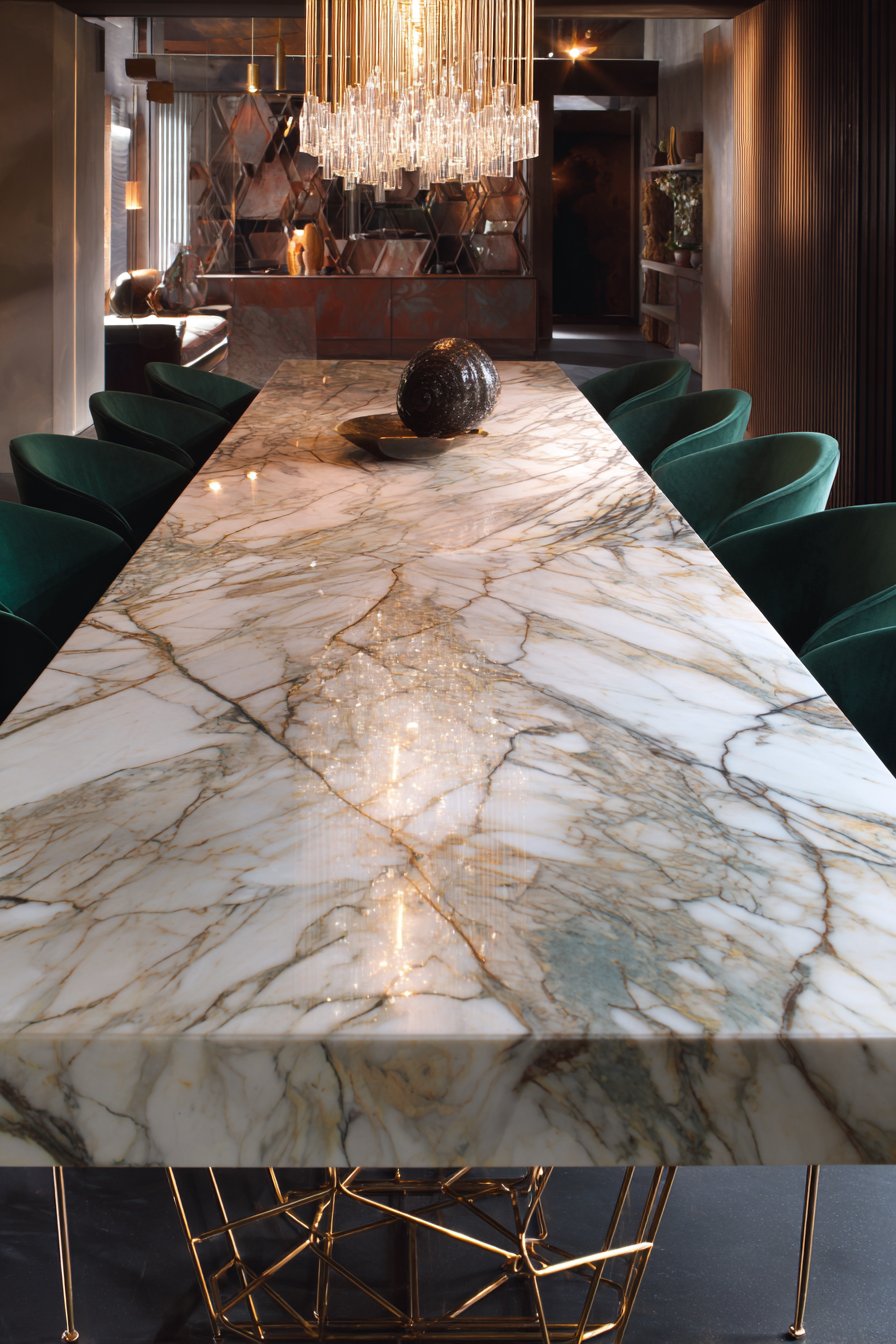 Luxurious Calacatta Marble Statement