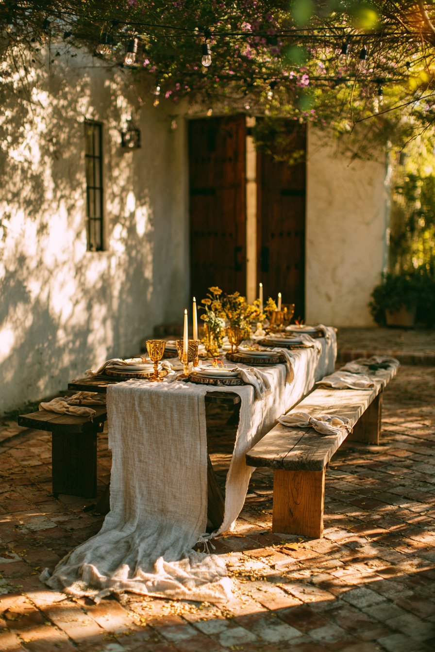 Outdoor tablescapes 