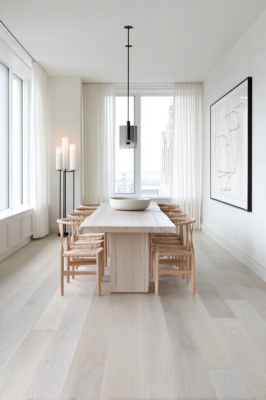 Minimal dining room 